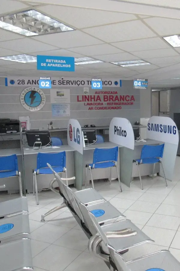 Sala de atendimento e retirada de aparelhos